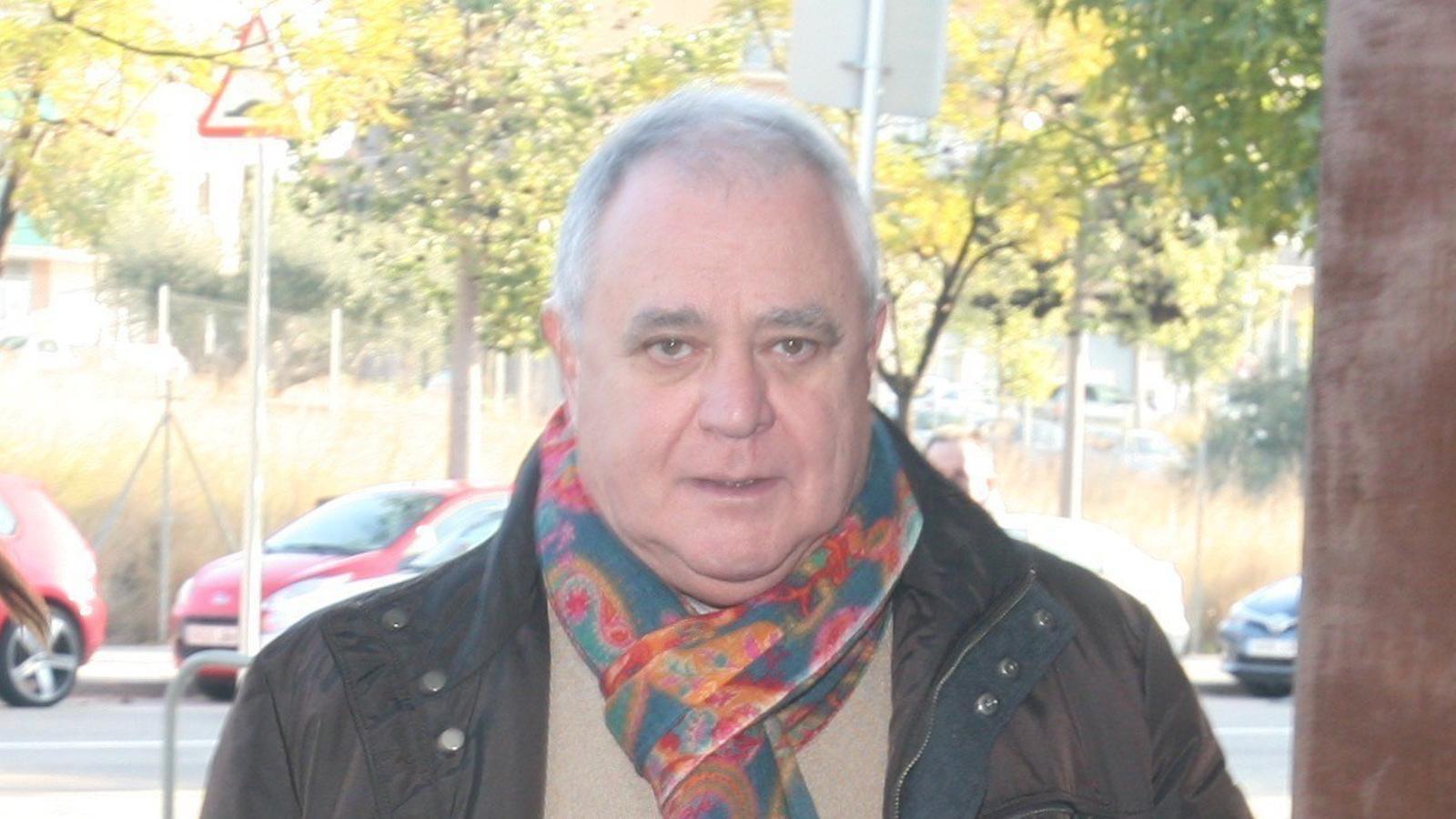L'extresorer de CDC Andreu Viloca, aquest dimecres arribant al jutjat a El Vendrell