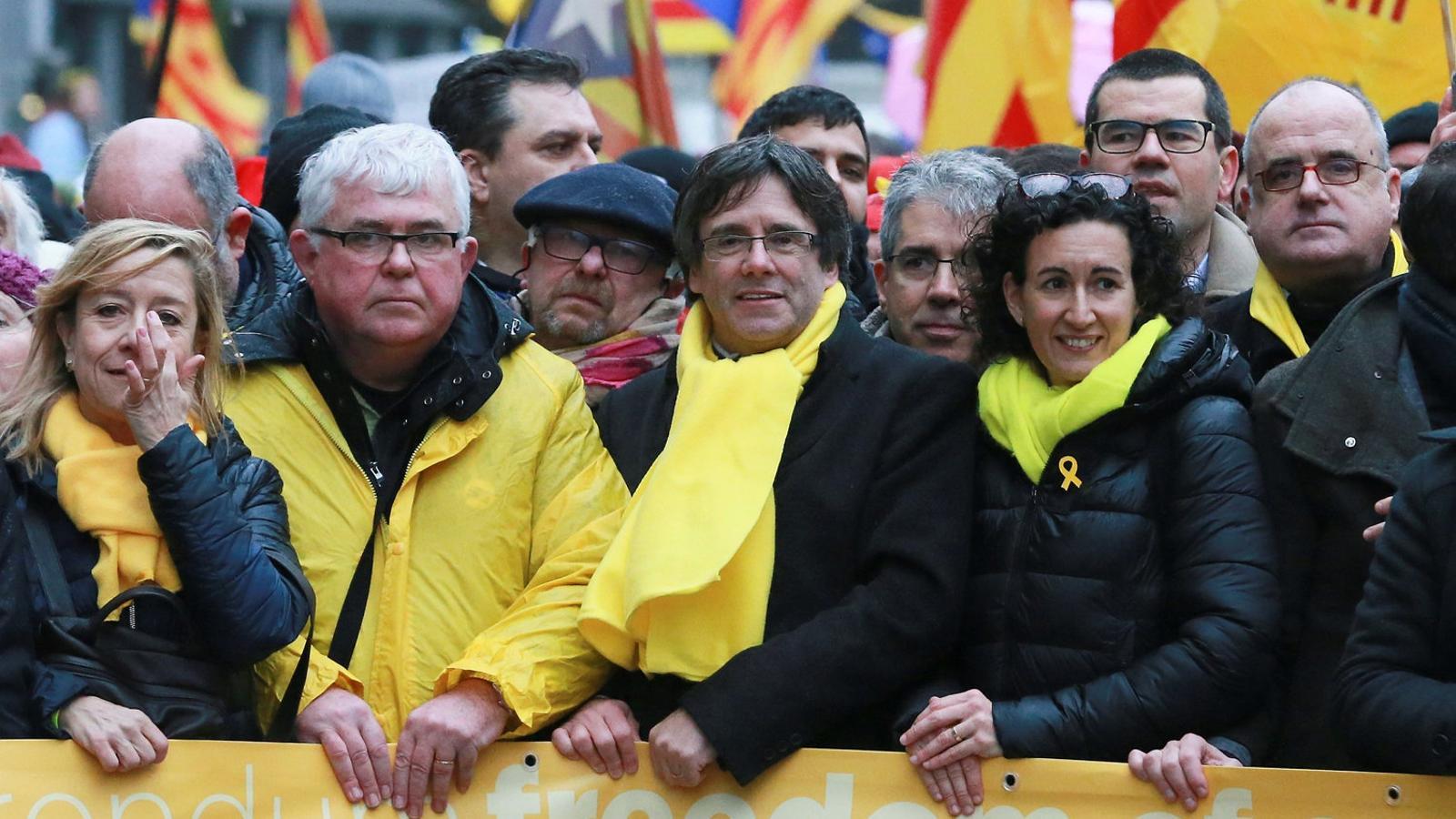 Puigdemont i Rovira, dijous, en la manifestació independentista a Brussel·les.