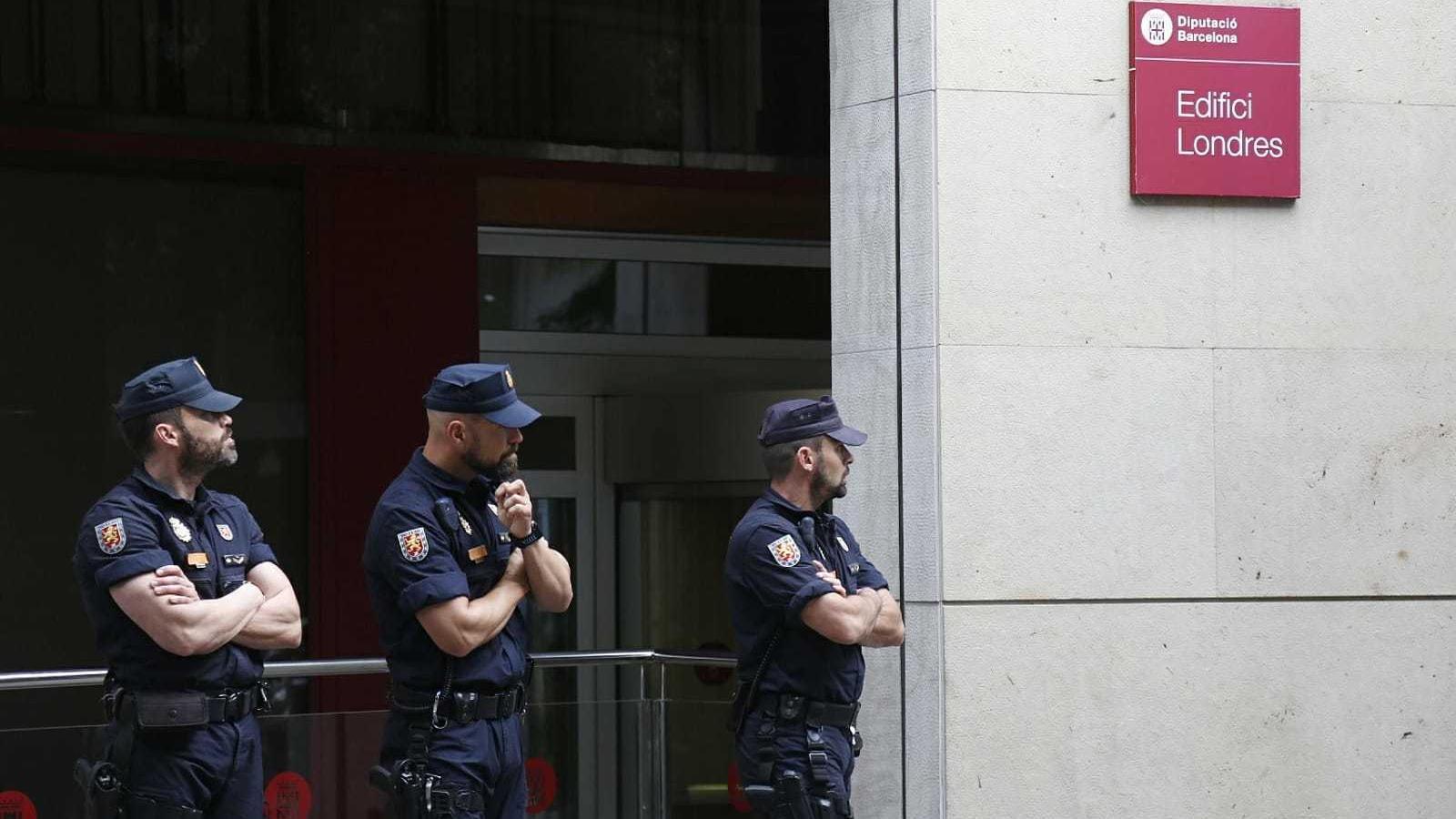 Detenen 30 persones per una presumpta trama de corrupció al voltant de la Diputació de Barcelona