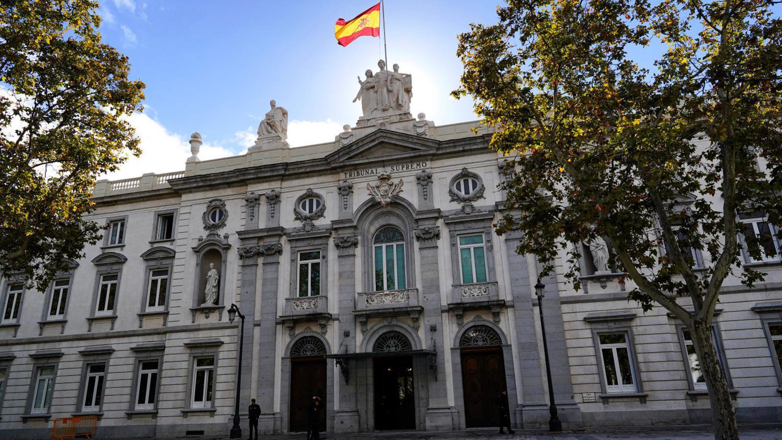 FaÃ§ana del Tribunal Suprem, a Madrid, on a partir del gener es jutjarÃ  el ProcÃ©s. / JUAN MEDINA / REUTERS