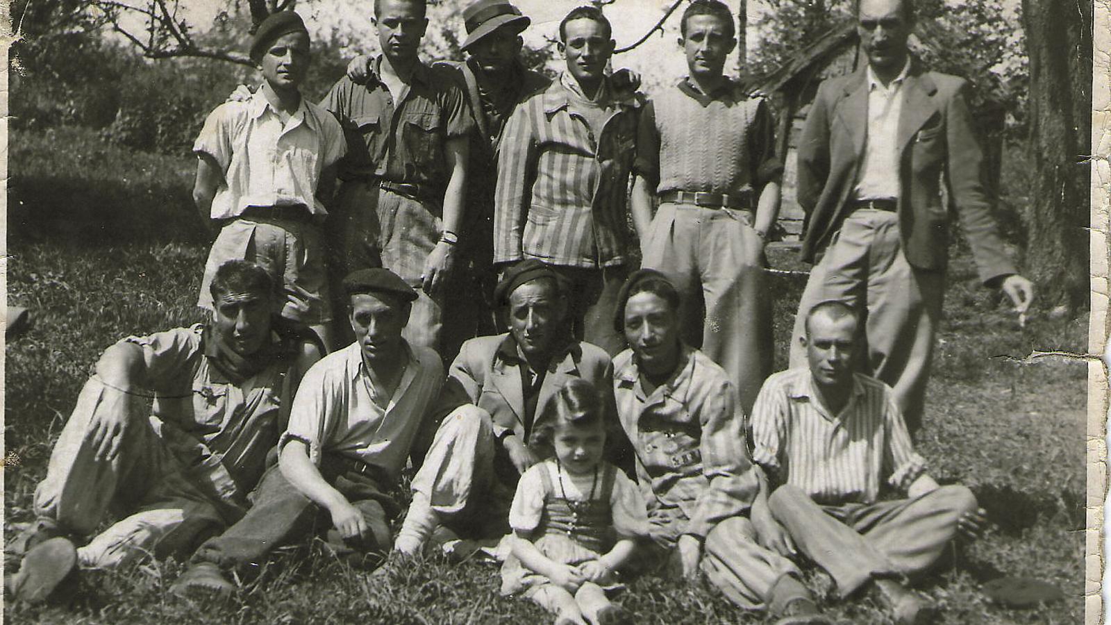 Expresoners republicans acabats d’alliberar de Mauthausen / FAMÍLIA ORQUÍN